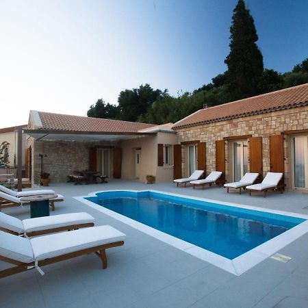Villa Cleo Svoronata Exterior photo