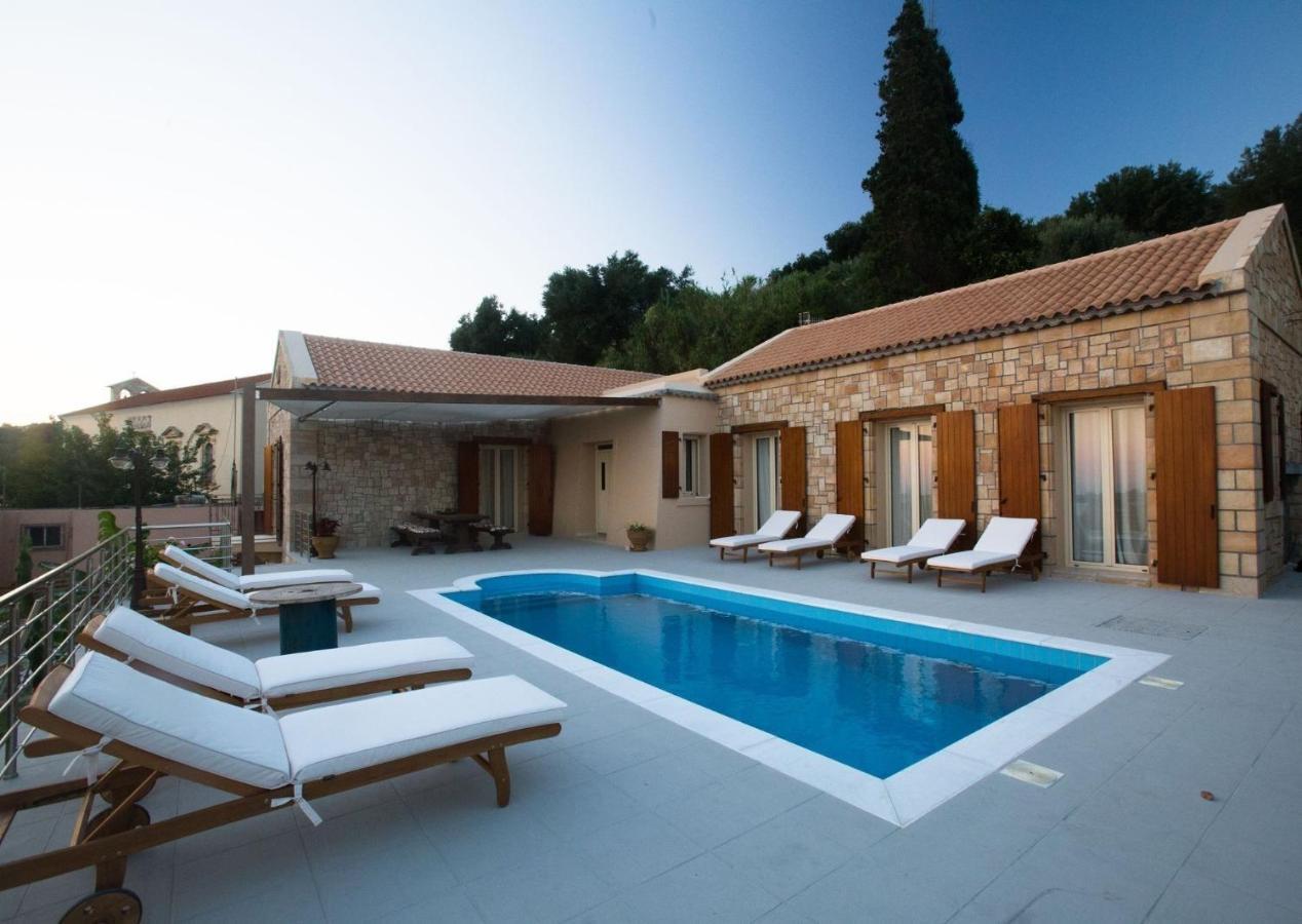Villa Cleo Svoronata Exterior photo
